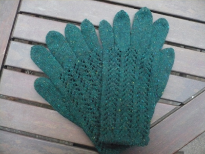 dark green lace gloves